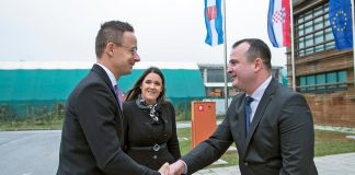 Horvátországi magyarokkal találkozott Szijjártó Péter