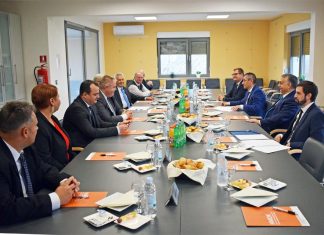 Orbán Viktor a HMDK vezetőivel tárgyalt