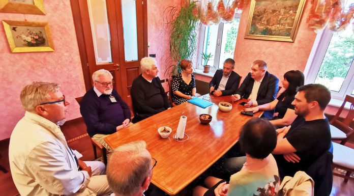 Államtitkári látogatás a fiumei magyaroknál