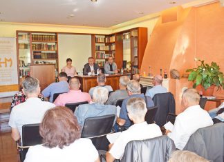 Fiumében ülésezett a HMDK országos elnöksége