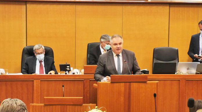 Megalakult az új összetételű horvát szábor