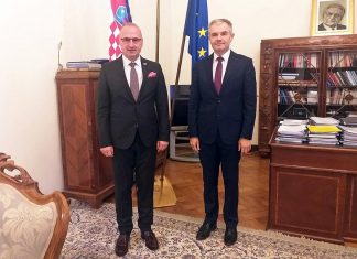 Parlamenti képviselőnk Gordan Grlić Radman külügyminiszterrel tárgyalt