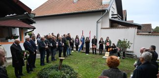 Tiszteletadás az aradi tizenhármaknak