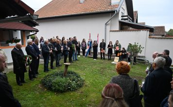 Tiszteletadás az aradi tizenhármaknak
