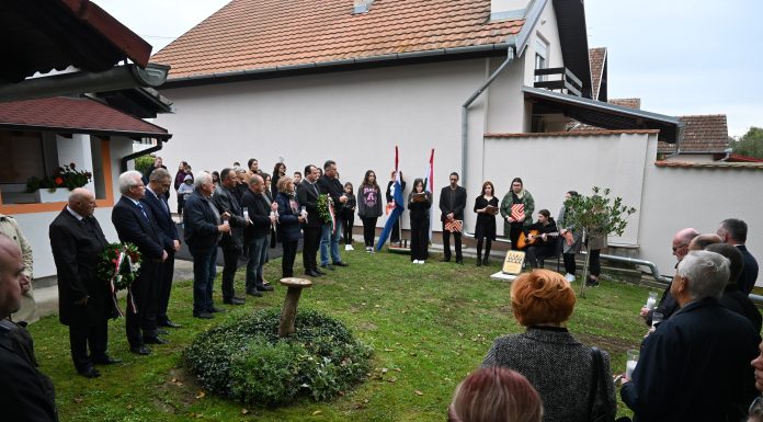 Tiszteletadás az aradi tizenhármaknak