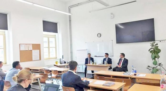 A Magyar Diplomáciai Akadémián tartott előadást Jankovics Róbert