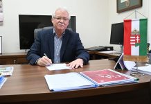 „Éljenek a lehetőséggel, szavazzanak a magyarországi választásokon!”