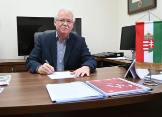 „Éljenek a lehetőséggel, szavazzanak a magyarországi választásokon!”