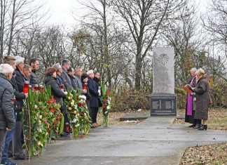 Megemlékezés a dályhegyi vérengzések 30. évfordulóján