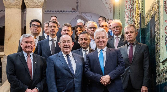 Ünnepi ülés Szabadkán: húszéves a magyarigazolvány-rendszer