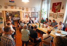 A pólai magyaroknál jártak a HMDK országos elnökségének tagjai