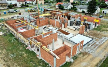 Jó ütemben halad a magyar óvodák építése