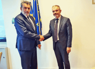 Jövőre is folytatódnak az eszéki magyar iskolaközpont fejlesztései – parlamenti képviselőnk dr. Radovan Fuchs horvát oktatási miniszterrel tárgyalt Zágrábban