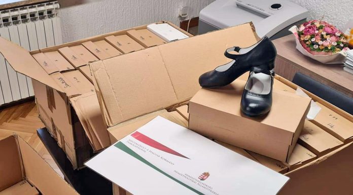 Új karaktercipőket kaptak a táncosaink