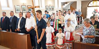 Szent István királyunkra emlékeztünk – a HMDK központi ünnepsége Újbezdánban