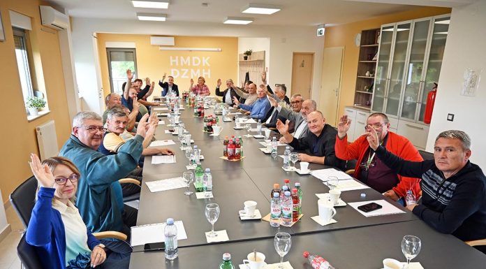 Döntött az országos elnökség: a HMDK Andrej Plenković miniszterelnök-jelöltségét támogatja