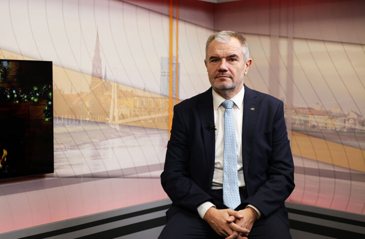 Rendkívüli év a horvátországi magyar közösség életében – Évértékelő beszélgetés Jankovics Róberttel, a HMDK elnökével