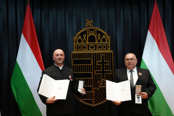 06-allami-kituntetés-fica-munk-(6)